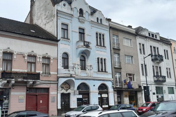 Tu știai că la Cluj a funcționat „Banca Iliescu”? Este cea mai frumoasă clădire din centrul orașului – FOTO