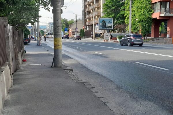 Tânăr din Florești arestat preventiv pe 30 de zile după ce a lovit un polițist