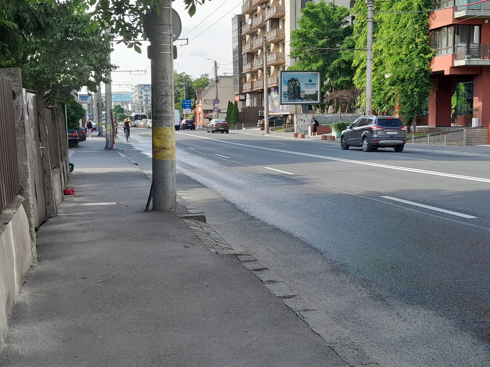 Tânăr din Florești arestat preventiv pe 30 de zile după ce a lovit un polițist