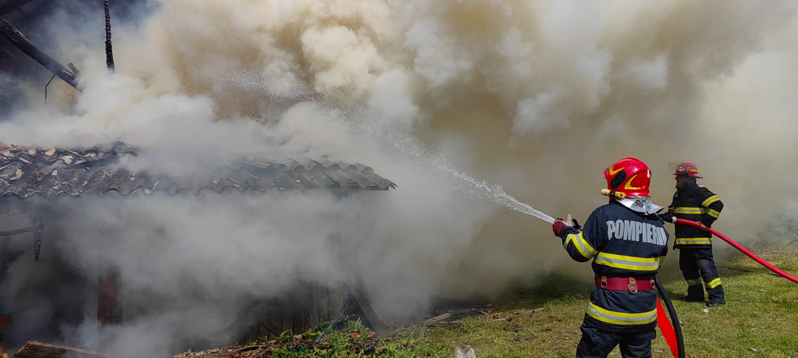 Pompierii clujeni au avut un weekend plin. Au intervenit în peste 180 de misiuni de salvare
