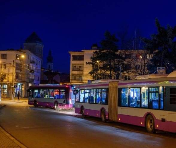Transportul public va circula toată noaptea pe durata UNTOLD