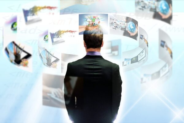 AVERTISMENT – Mare atenție la „investițiile sigure” și promisiunile de câștiguri „rapide și garantate”