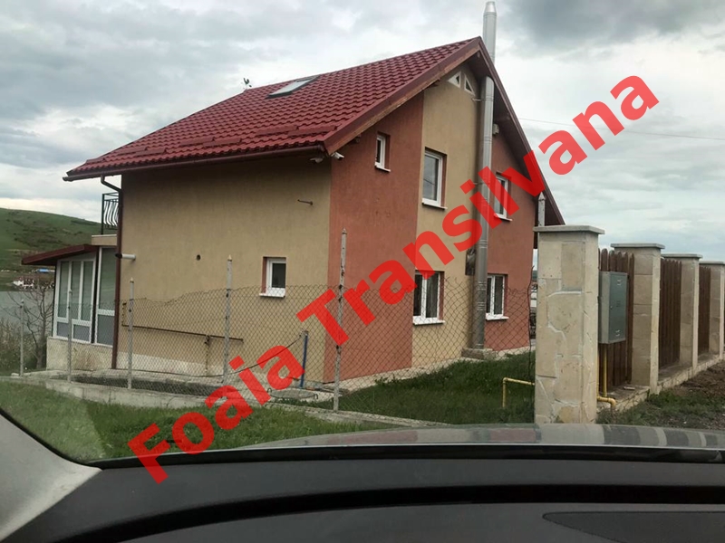 Casa familiei Boc din Campenesti / Apahida.