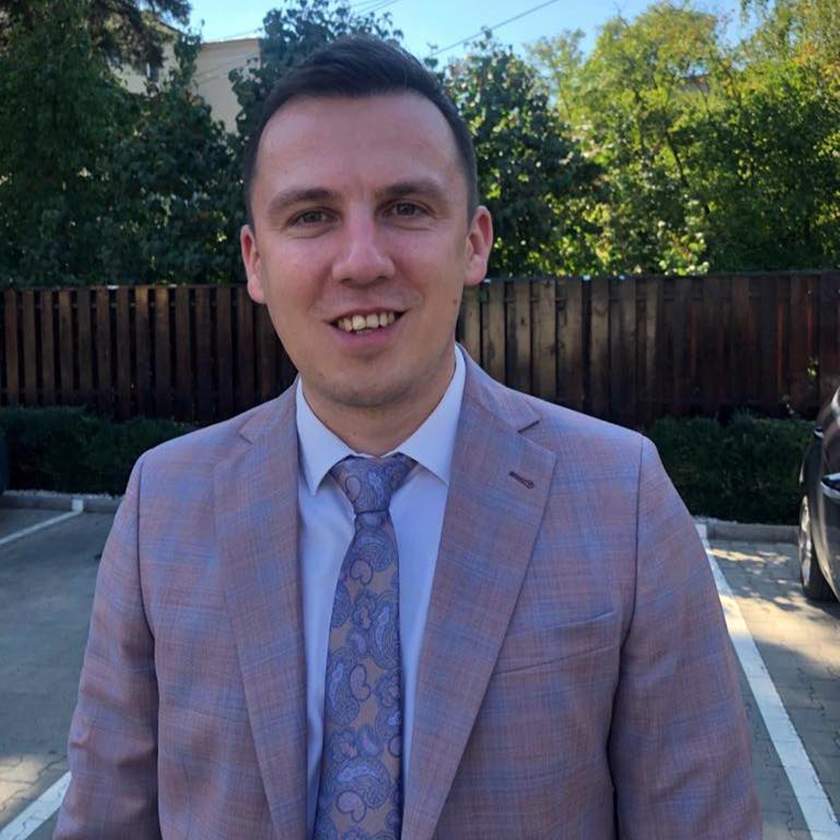 Avocatul Claudiu Mincic a reusit să anuleze mandatul de arestare