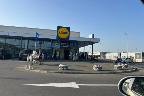 De ce vorbește Georgescu doar prostii. Marile magazine plătesc impozite Statului Român. Problema care se pune este procentul prea mic