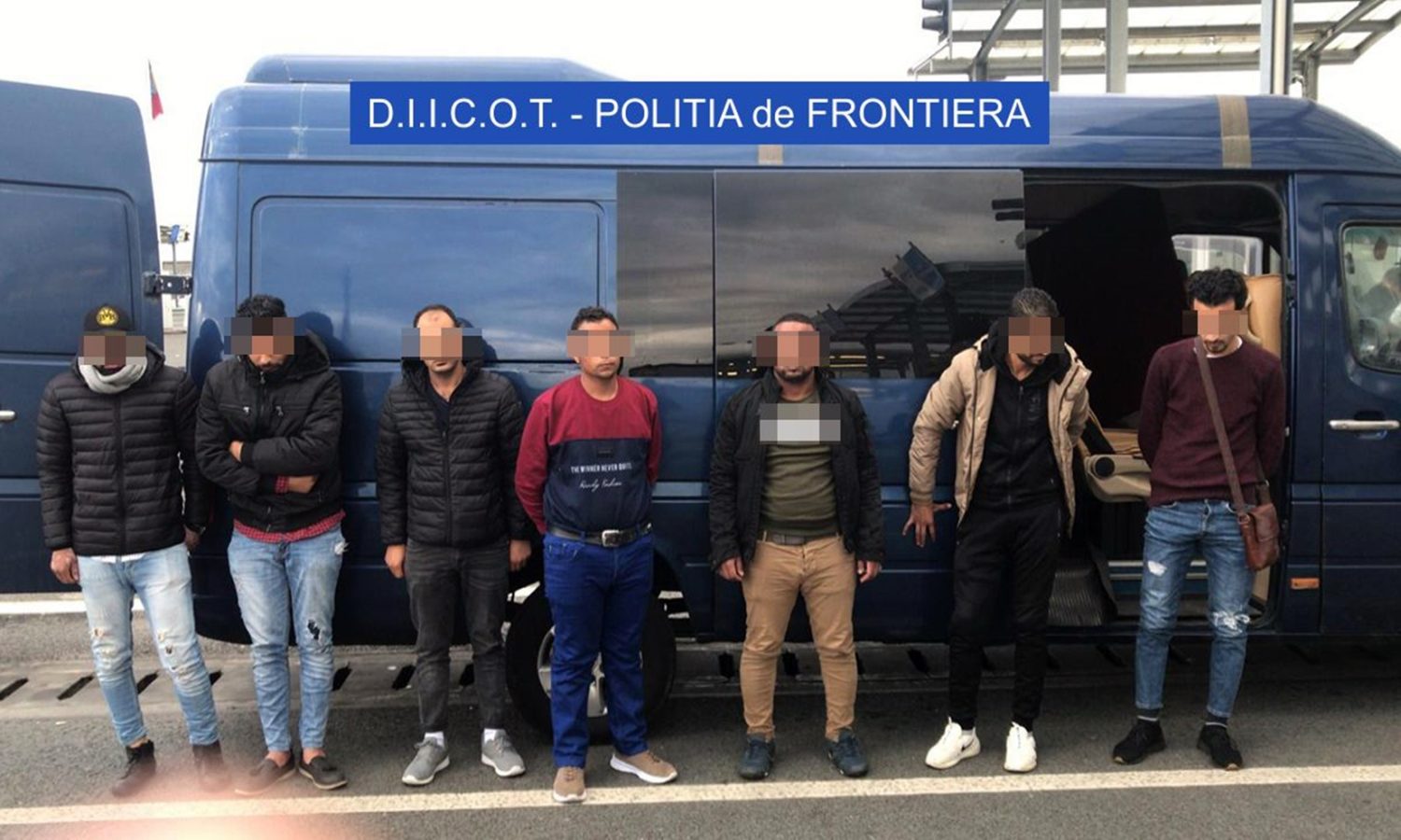 Migrantii prinsi la punctul de frontieră de la Arad.