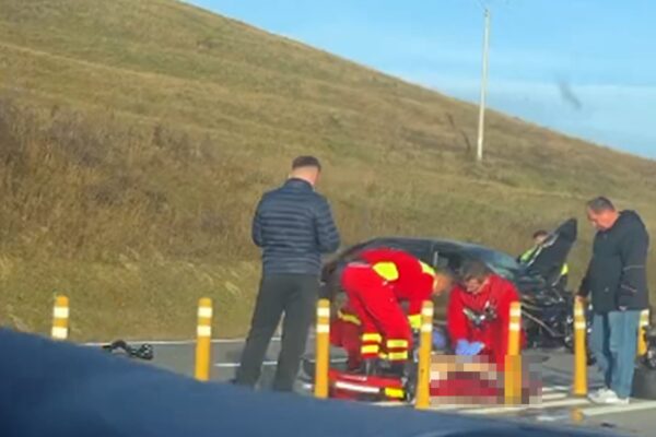 Accident mortal la Mărtinești. Șoferul a fost proiectat prin parbriz