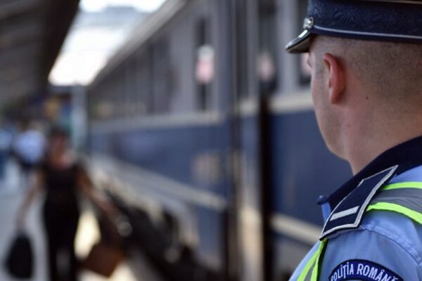 Polițist din Cluj arestat pentru trafic de influență. A primit mită 13.000 de euro