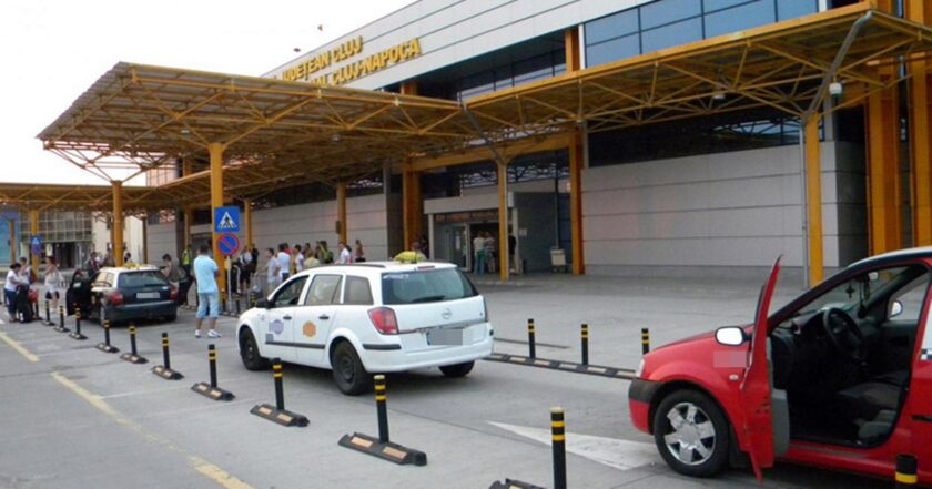 Mafia taximetriștilor de la Aeroportul din Cluj Napoca a inventat o nouă taxă.