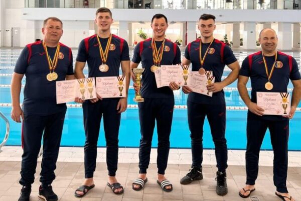 Pompierii clujeni au fost pe podium la înot, la Campionatul Ministerului Afacerilor Interne