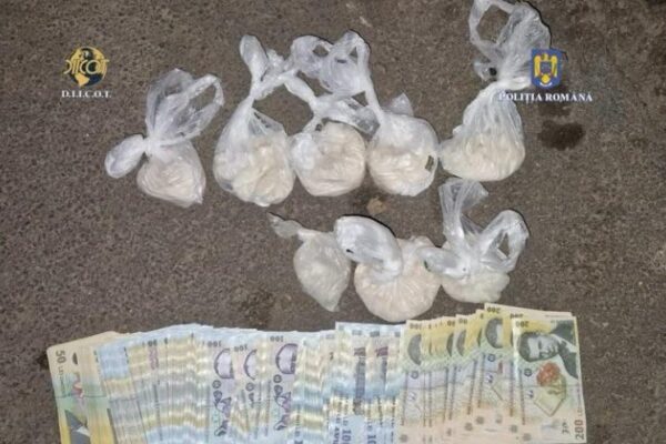 Traficant de droguri din Cluj, prins în flagrant de la Oradea