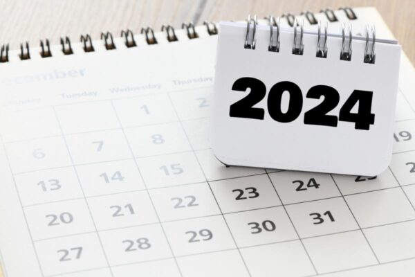 Câte zile libere nelucrătoare vor avea românii în 2024?