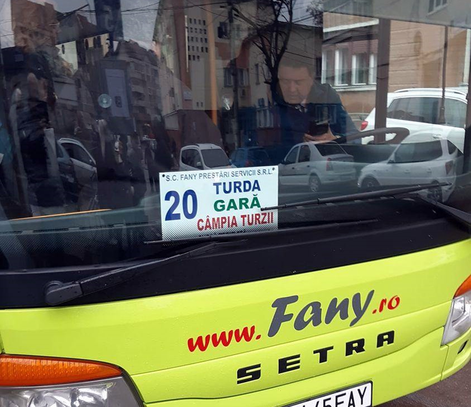 Autobuz Faby, care asigura legatura intre Turda și Câmpia Turzii