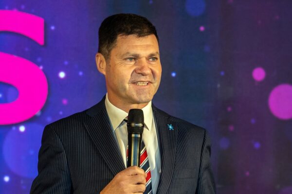 41 la sută dintre clujeni sunt cei mai interesați să investească la bursă. Interviu cu Radu Hanga, clujeanul care conduce Bursa de Valori București