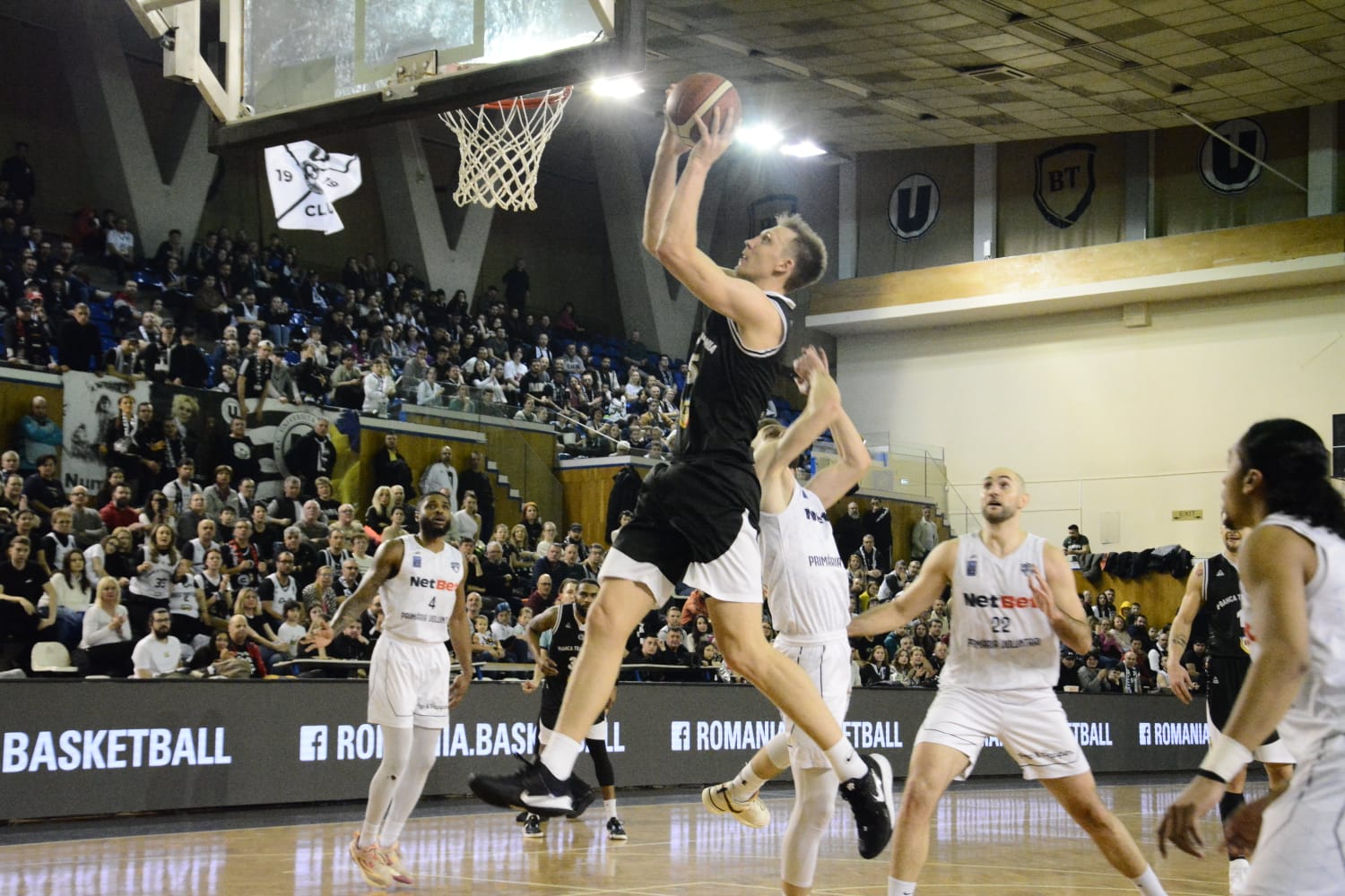 U-BT Cluj calificare în semifinalele Cupei