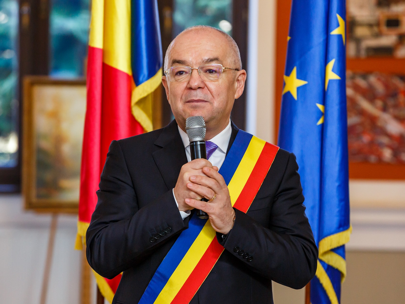 Sabin Sărmaș îl acuză pe Emil Boc