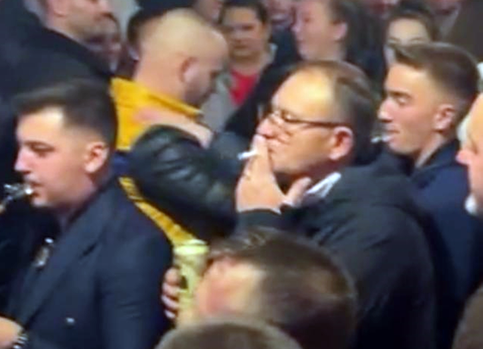 Primarul Livescu este un chefliu notoriu