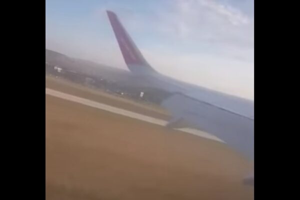Un avion Wizz Air a ratat aterizarea pe Aeroportul Internațional Cluj