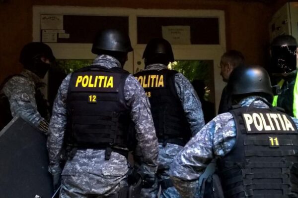 Percheziții la un centru de bătrâni din Cluj. S-a deschis dosar penal