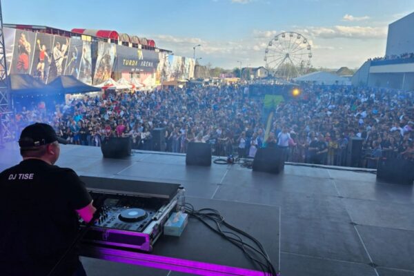 DJ Tișe a mixat la inaugurarea Turda Arena. Urmează UNTOLD?