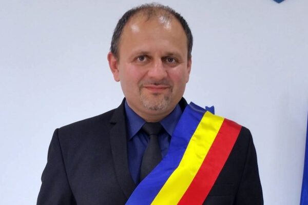 Contracte ”directe” de milioane de lei la Primăria Poieni. Procurorii DNA Cluj și-ar putea căuta un pic de lucru și pe acolo