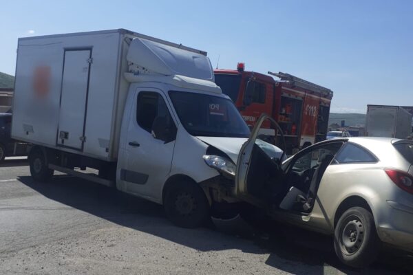 Accident la Gilău, Cluj. Se circulă fără respectarea normelor rutiere