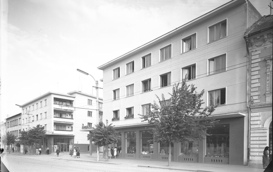 Zona Fierul, Piata Mihai Viteazul