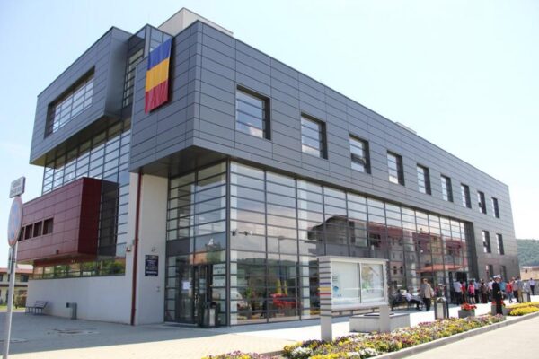 Bătălie electorală încinsă pentru Primăria Florești
