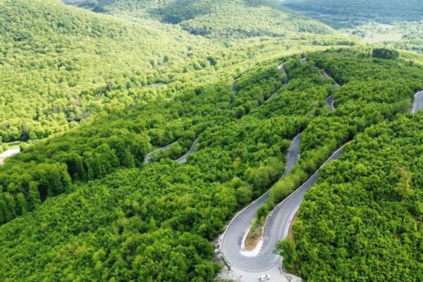 Imagini care îți taie respirația pe Transalpina de Apuseni – cea mai instagramabilă șosea panoramică