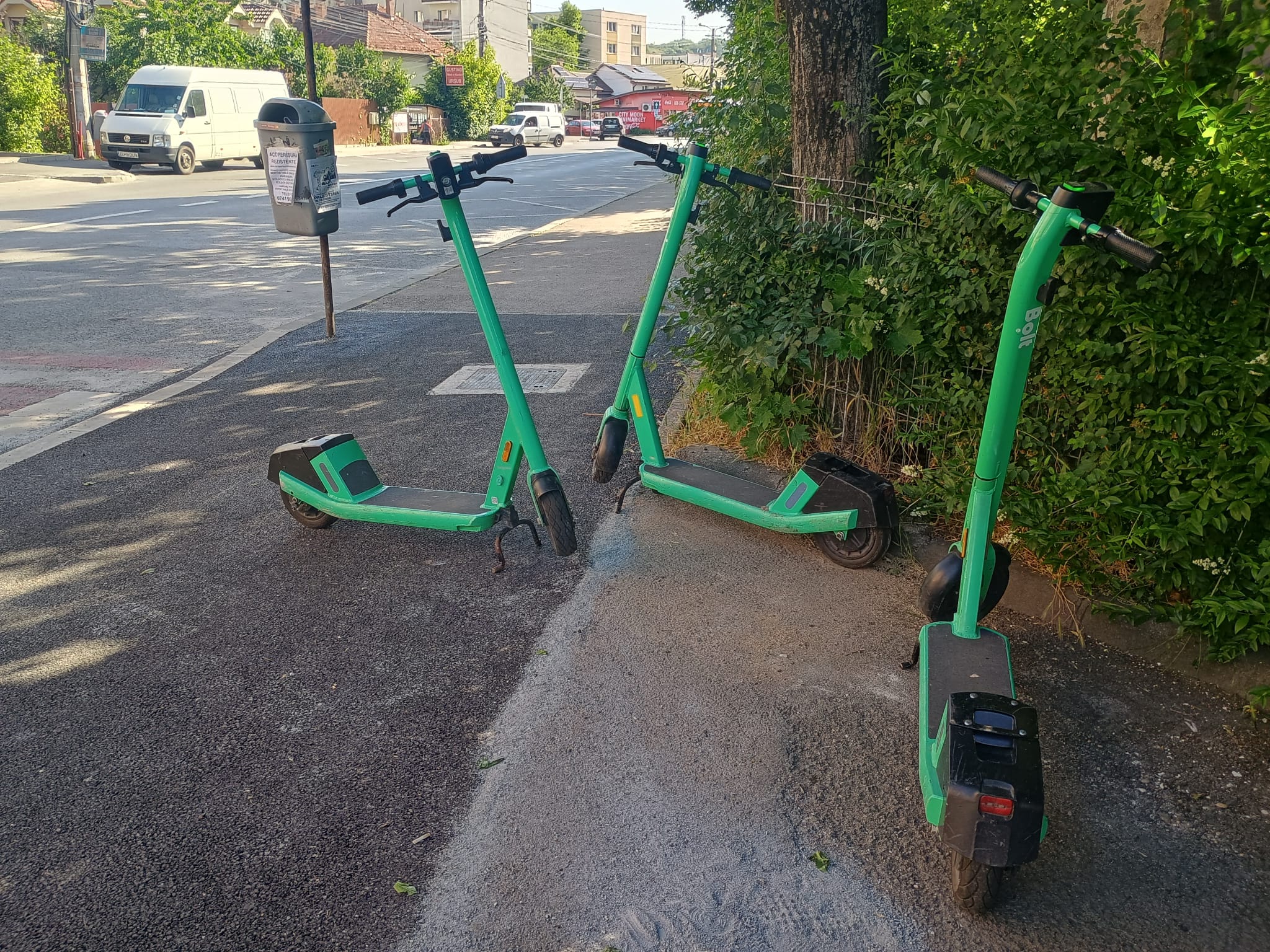 Trotinetele electrice creează haos în Cluj