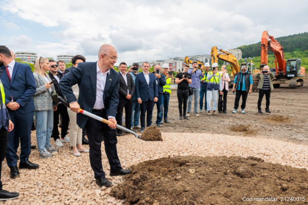 Boc inaugurează lucrările la metrou cu mare tam tam. Vor fi prezenți Ciolacu și Ciucă