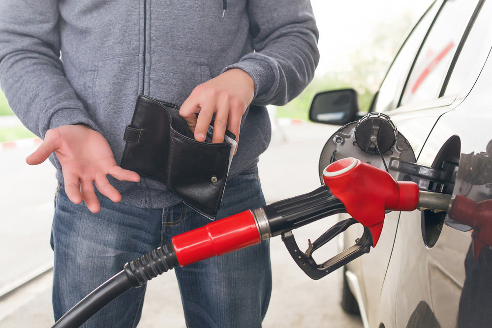Carburanții se scumpesc din 1 iulie