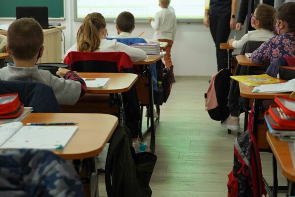 Elevii revin de miercuri la școală pentru ultimul modul de studiu