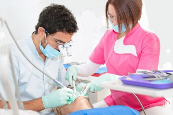 Cele mai eficiente tratamente pentru parodontoză