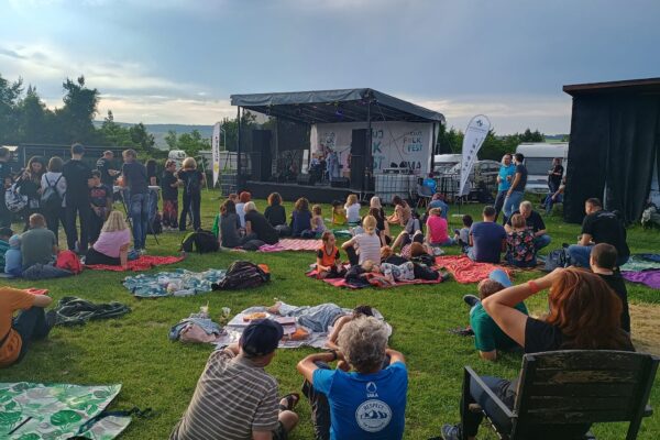 Record de participanți la Cluj Folk Fest, în prima zi! VIDEO