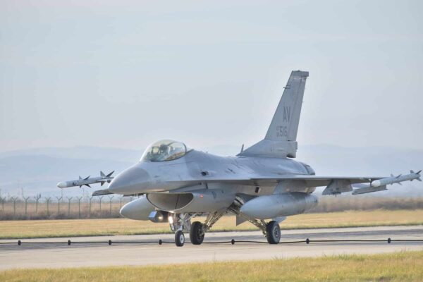 Fost comandant al Bazei 71 Aeriane Câmpia Turzii, condamnat la închisoare pentru abuz în serviciu