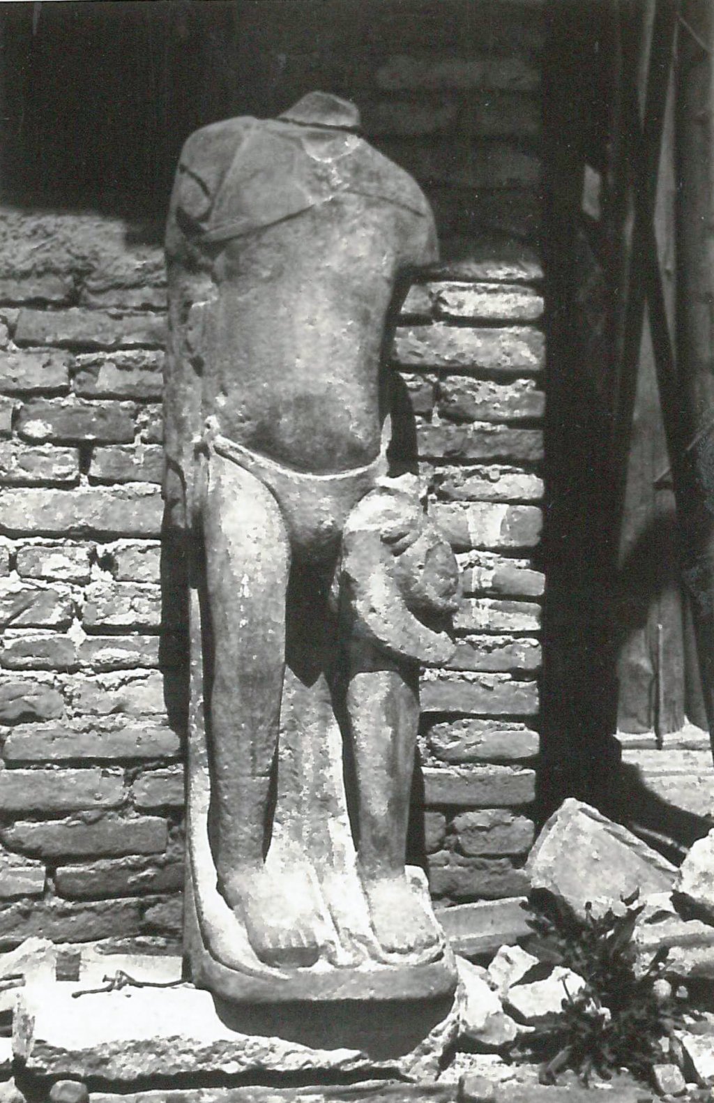Statuia fara cap