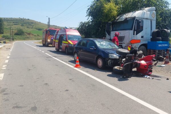 Accident între un ATV și un autoturism la Ghirișu Român
