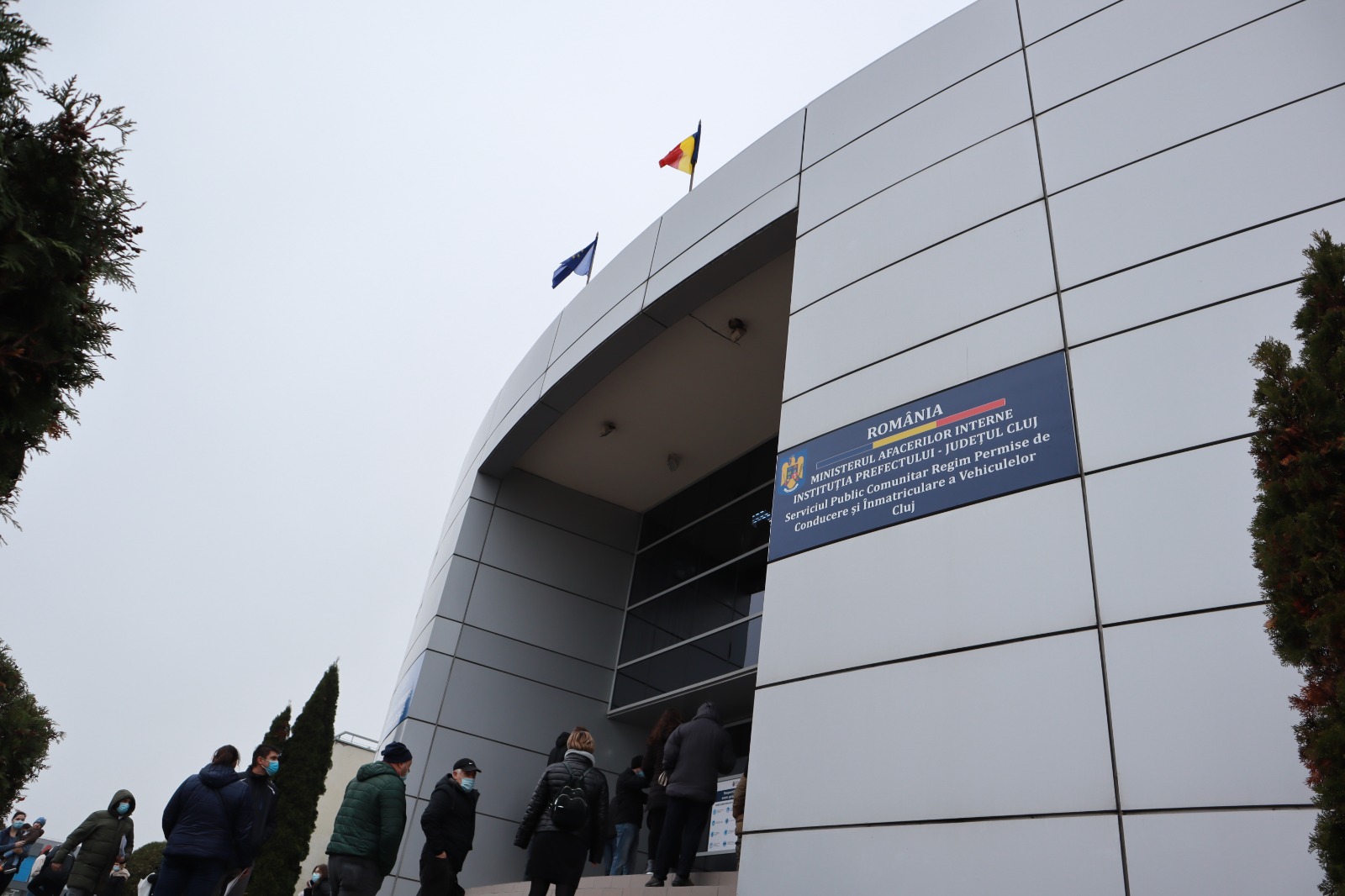Activitate întreruptă vineri dimineața la Serviciul Permise și Înmatriculări Cluj