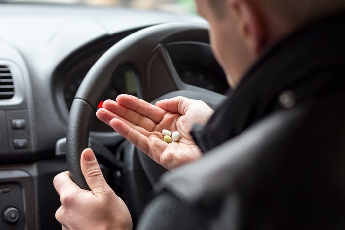 Polițist clujean depistat pozitiv la droguri la volanul unei mașini neînmatriculate