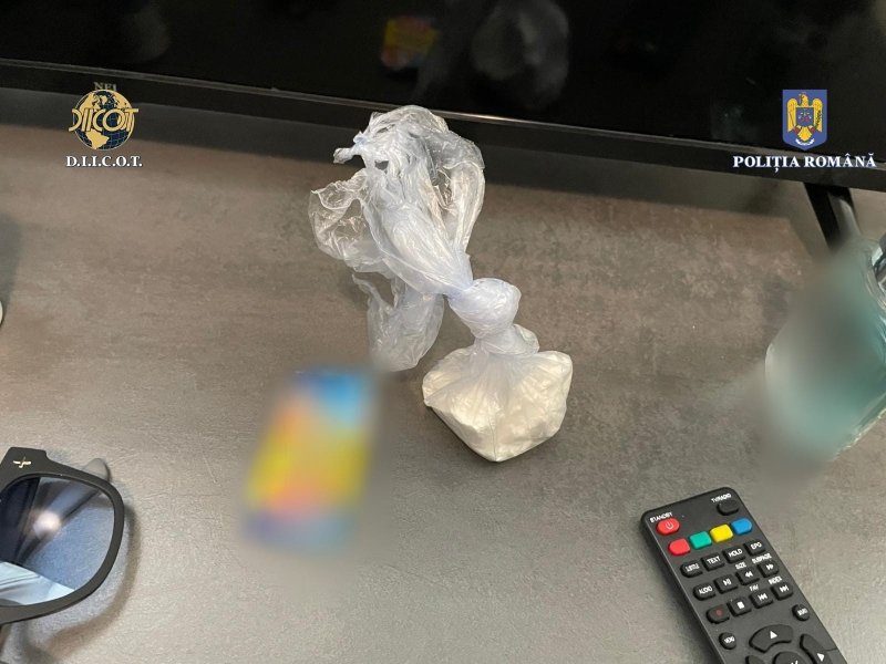 A incercat să vândă cocaină de 6500 euro