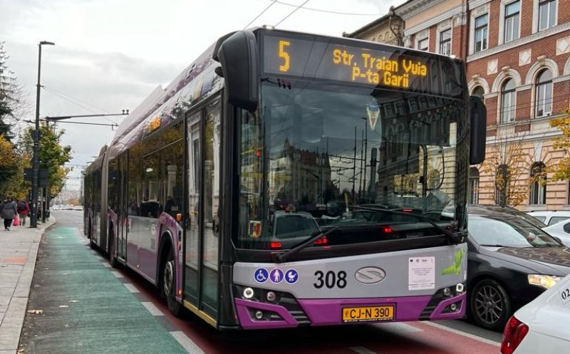 Stația de autobuz "Traian Vuia Nord" suspendată de astăzi