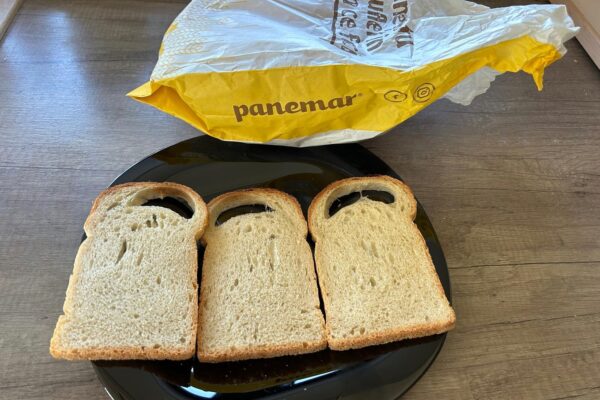 Pâinea de la Panemar, scumpă și cu … găuri
