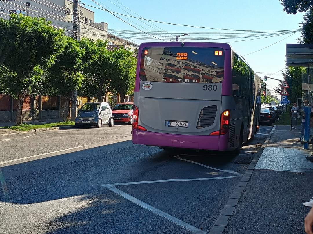 O nouă linie de autobuz va avea traseul deviat