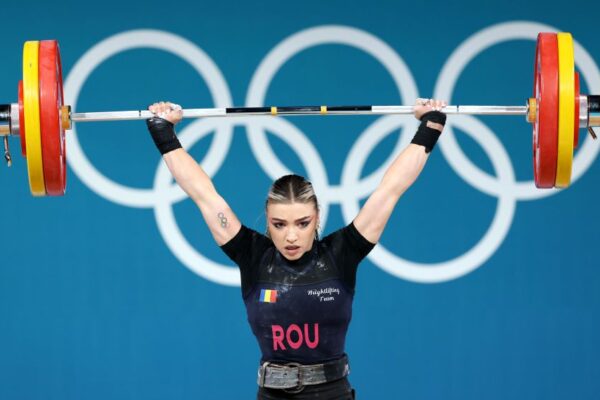 Mihaela Cambei a adus României medalia de argint la haltere