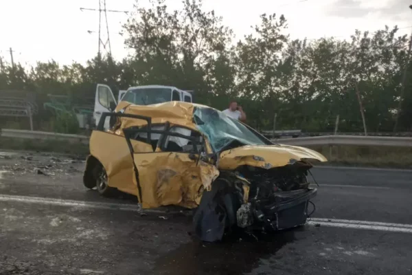 Tragedie pe un drum național din România. Au murit la scurt timp după ce s-au căsătorit