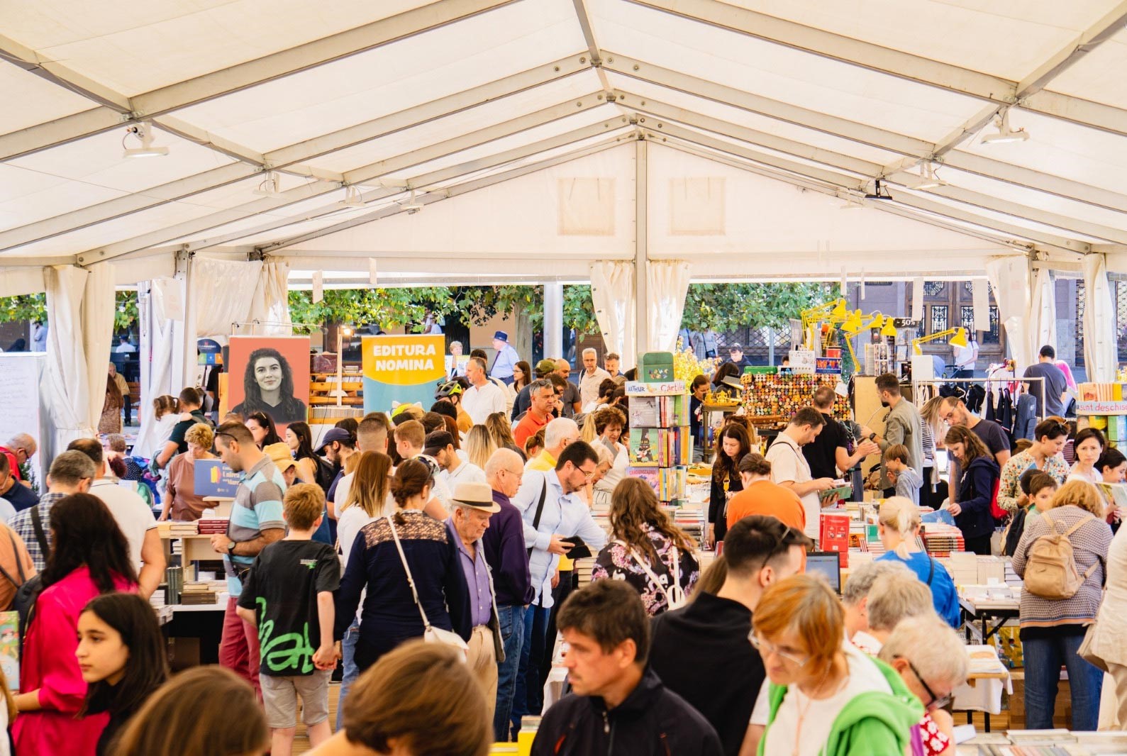 A început Festivalul Internațional de Carte Transilvania la Cluj-Napoca