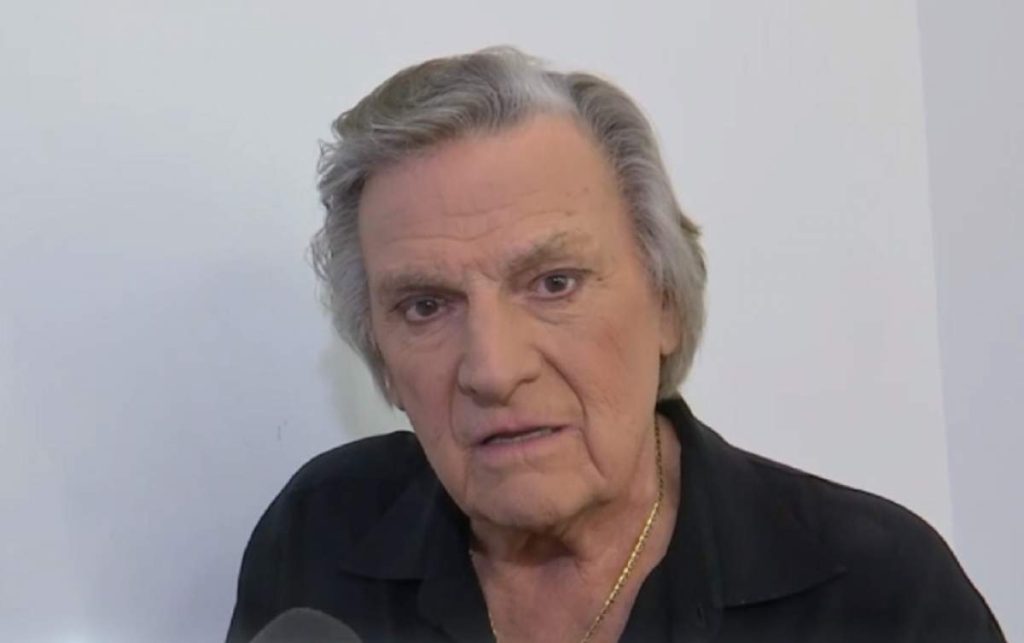 Ultimul turneu de adio al maestrului Florin Piersic de pe scenă