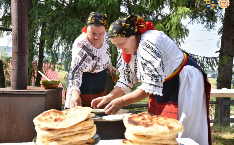 Află rețeta celei mai bune plăcinte pe vatră