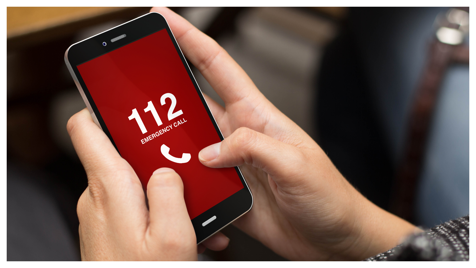 Peste 163.000 de apeluri false la 112